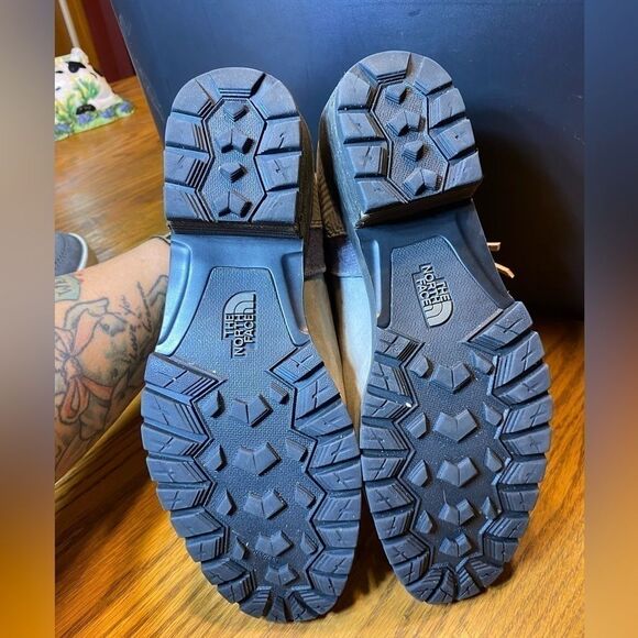 The North Face Bridgeton Bootie size 8.5 - Picture 4 of 9